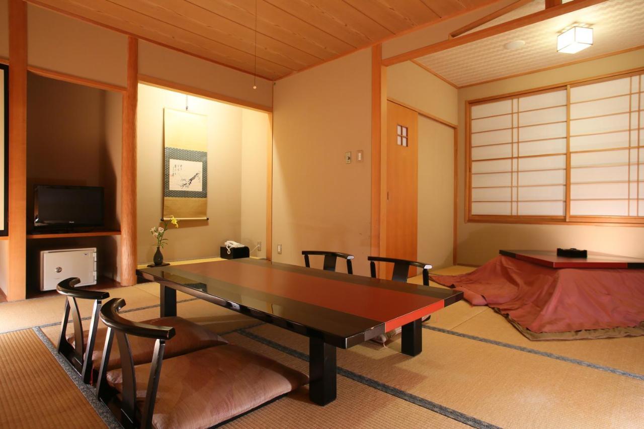 Ichinoyu Katei Hotel Yamanouchi  Exterior foto